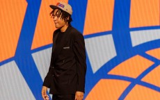 美国记者：尼克斯队选中的25号新秀达迪尔暂时可能不会登陆NBA